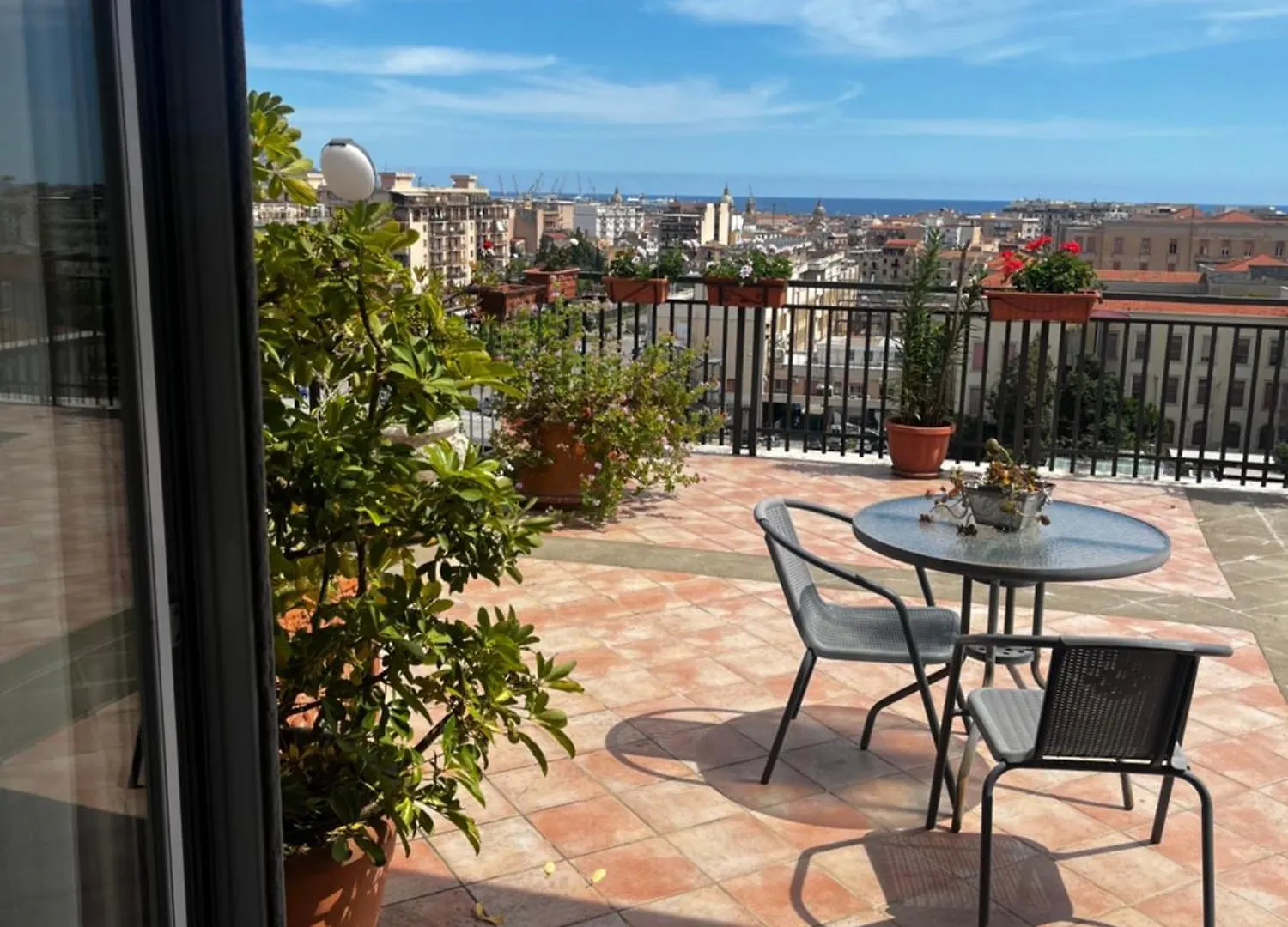 Incantevole E A Due Passi Dal Centro Palermo Italia